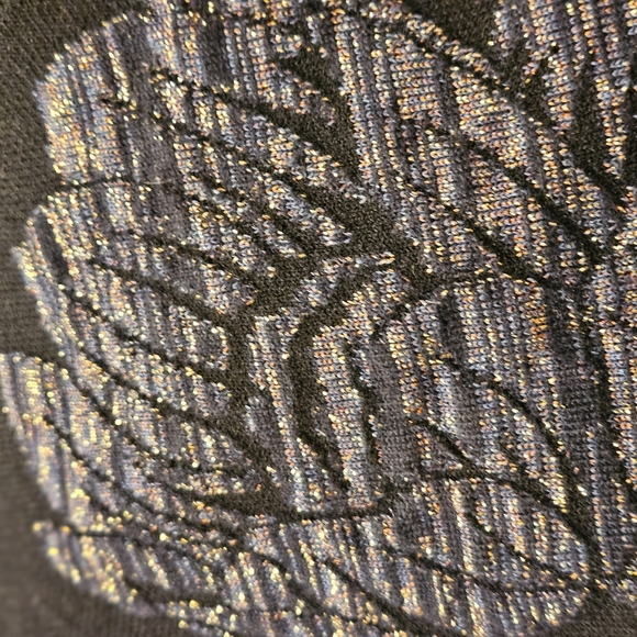 Sparkley Holiday Sweater. - Picture 5 of 7